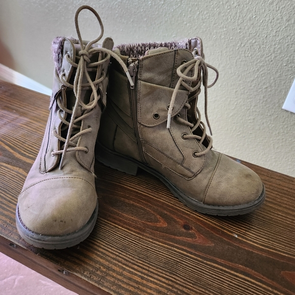 Madden Girl Boots - Picture 2 of 7